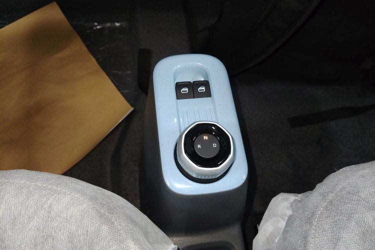 吉利银河 2024款 熊猫mini 200km 耐力熊局部细节18