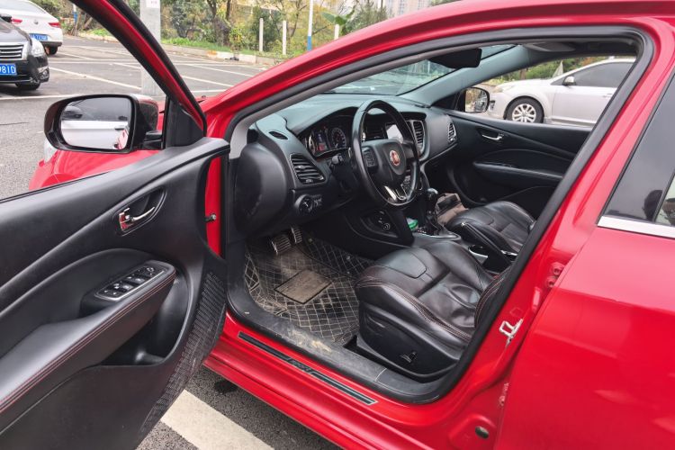 菲亚特 致悦 2014款 1.4T 自动运动版中控内饰20