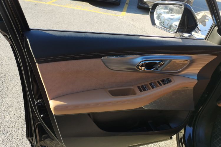 广汽传祺 传祺ES9 2024款 PHEV 143km Max中控内饰7007