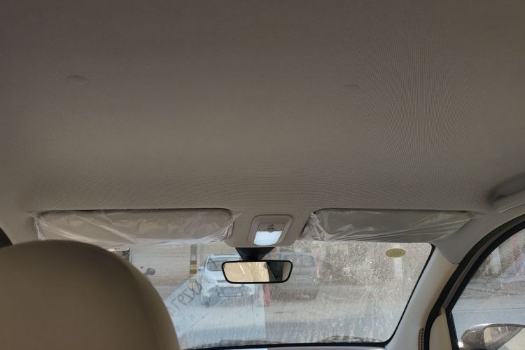 五菱汽车 宏光MINIEV 2025款 四门版 进阶款中控内饰22