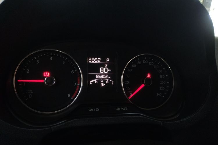 大众 Polo 2016款 1.6L 自动舒适型中控内饰14