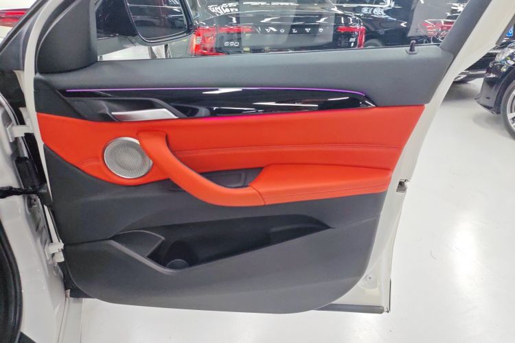 宝马X2 2022款 sDrive25i M运动套装中控内饰7005