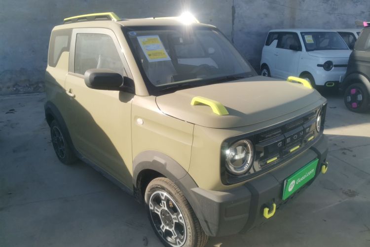 吉利银河 2025款 210km 熊猫骑士车身外观3