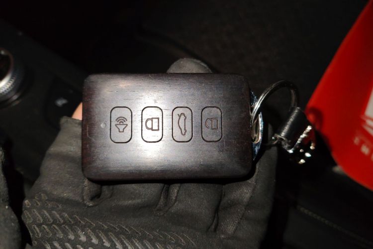 坦克300 2024款 2.0T 征服者中控内饰11