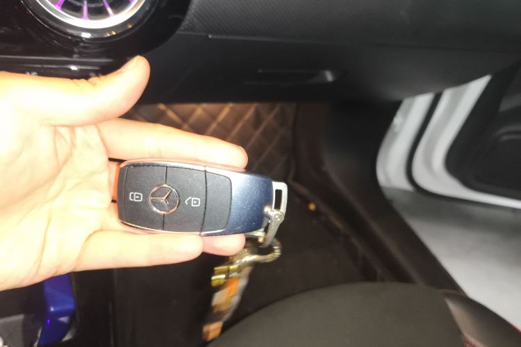 奔驰CLA 2021款 CLA 200 猎跑车中控内饰11