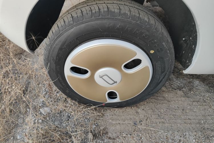 奔腾小马 2026款 222km 萌趣马 Plus车身外观6007