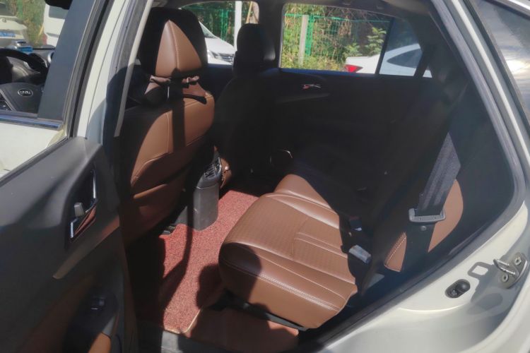 比亚迪S7 2015款 1.5T 手动尊贵型中控内饰21