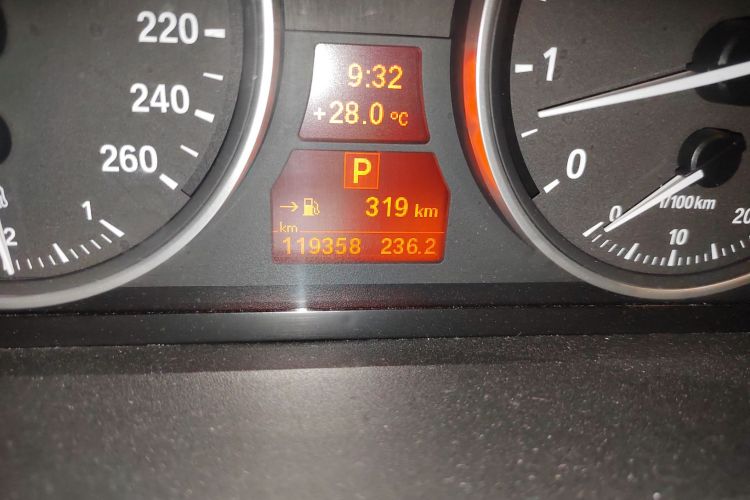 宝马X5(进口) 2013款 xDrive35i 领先型中控内饰15