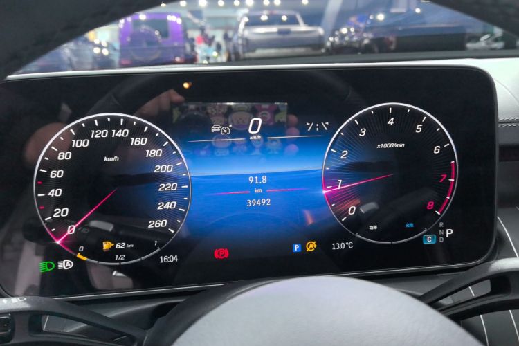 奔驰C级 2023款 改款 C 260 L 运动版中控内饰14