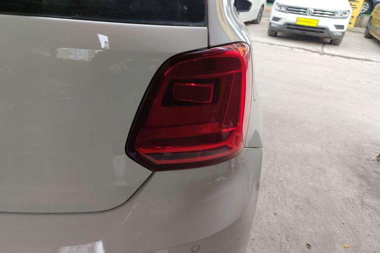 大众 Polo 2016款 1.6L 自动舒适型车身外观6006