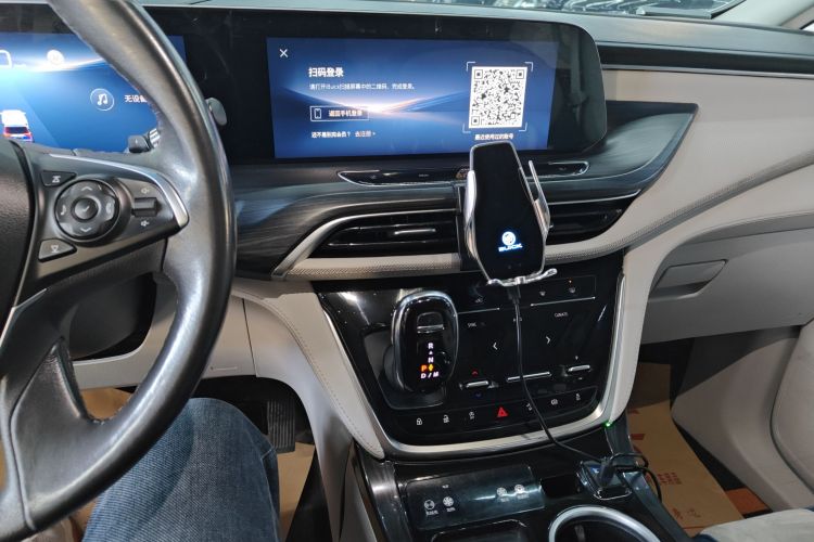 别克GL8 2023款 ES陆尊 尊享型和悦版中控内饰16