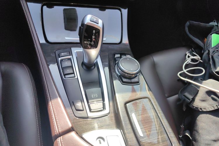 宝马5系 2017款 525Li 豪华设计套装局部细节18