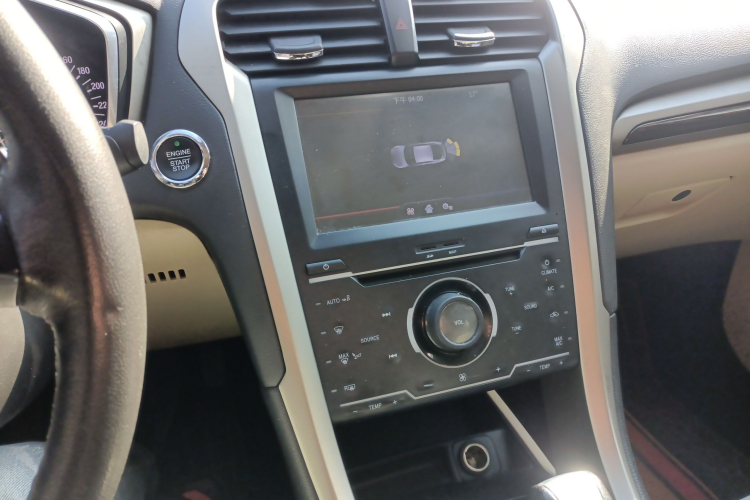 福特 蒙迪欧 2013款 2.0L GTDi200时尚型局部细节16