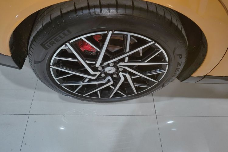 福特电马 2024款 GT风暴版车身外观6008