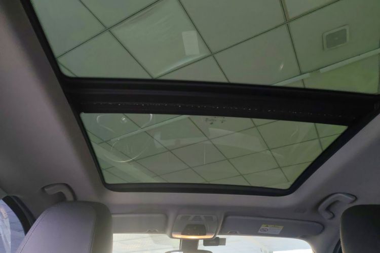 宝马X1 2016款 sDrive18Li 尊享型中控内饰22