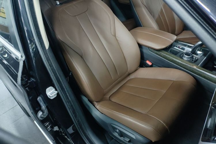 宝马X5(进口) 2014款 xDrive35i 豪华型局部细节41