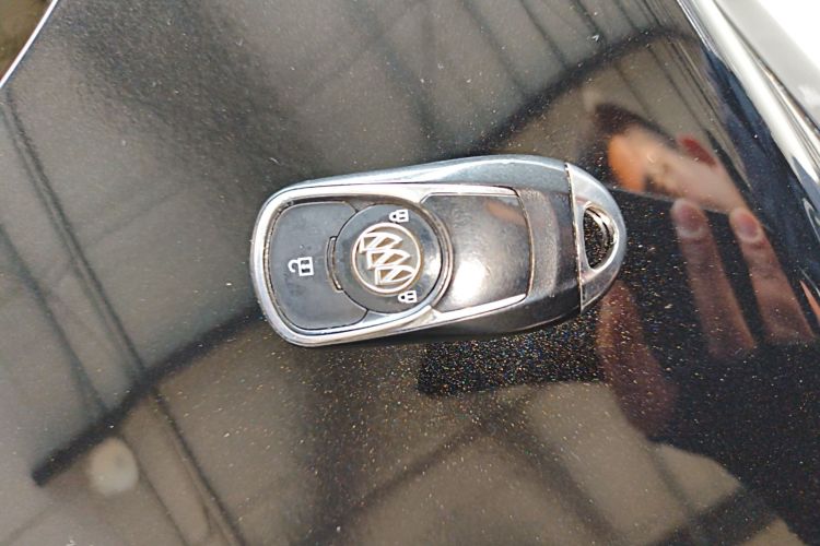 别克 昂科威 2020款 20T 两驱精英型中控内饰7001