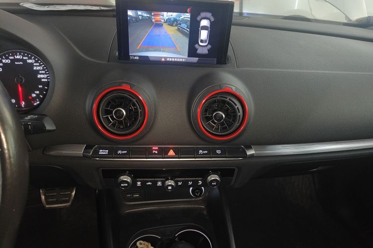 奥迪A3 2020款  Limousine 35 TFSI 运动型 国VI中控内饰16