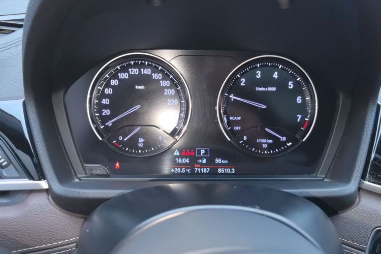 宝马X2 2020款 sDrive25i 领先型M运动套装局部细节14