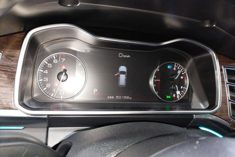 众泰 大迈X7 2017款 1.8T DCT尊贵型中控内饰14