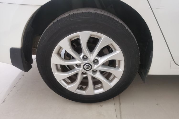 日产 轩逸 2022款 经典 1.6XE CVT舒适版车身外观6008