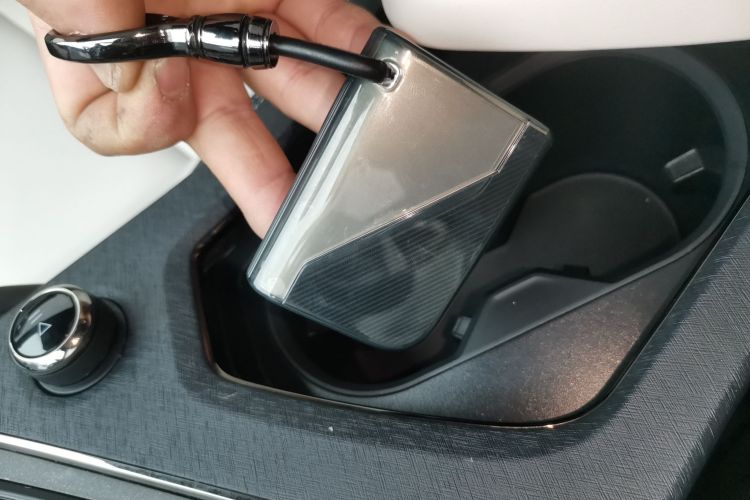 领克01 2023款 1.5TD EM-F 晨曦中控内饰11