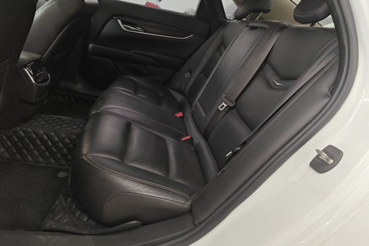 凯迪拉克XTS 2018款 28T 精英型中控内饰7004