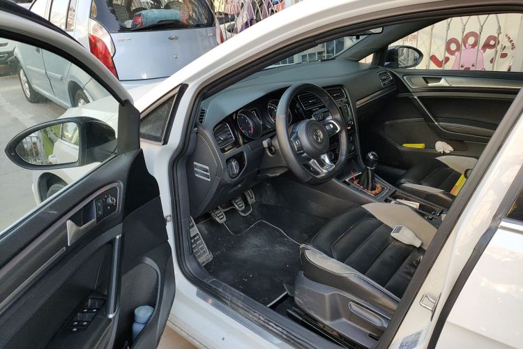 大众 高尔夫 2016款 1.4TSI 手动R-Line中控内饰20