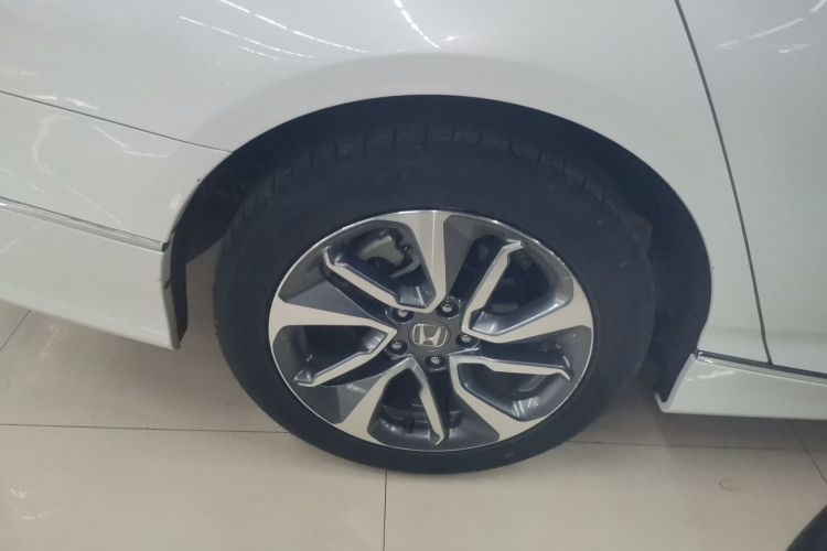 本田 英仕派 2019款 260TURBO 精致版 国VI车身外观56