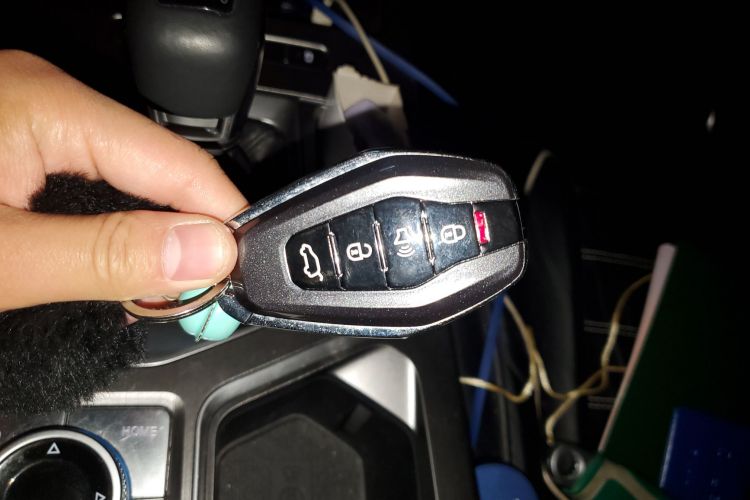 捷途X70 PLUS 2021款 改款 1.5T 手动风 7座中控内饰11