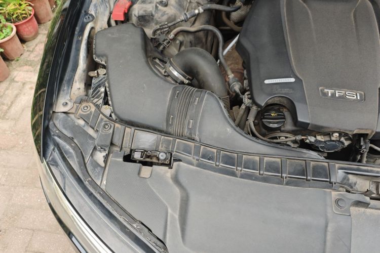 奥迪A6L 2017款 TFSI 技术型局部细节9006