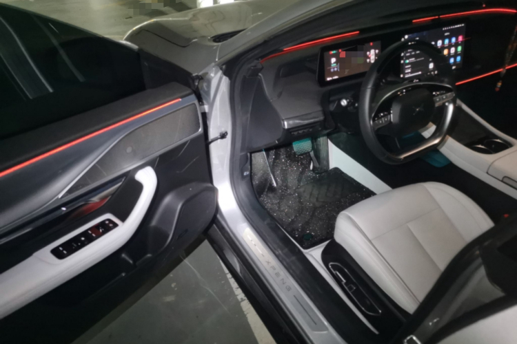 小鹏P7 2023款 P7i 702 Pro中控内饰20