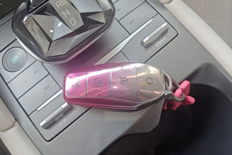 比亚迪 元UP 2024款 301KM 领先型中控内饰11