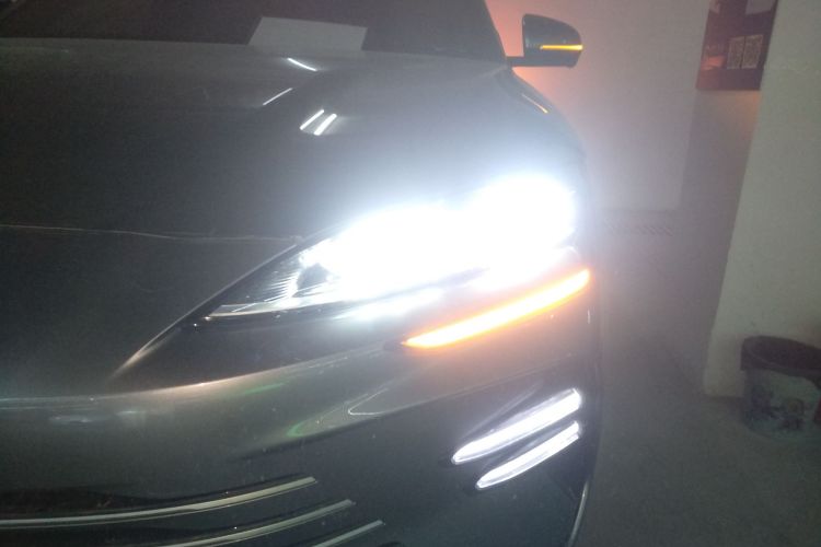 比亚迪 宋PLUS新能源 2023款 冠军版 DM-i 110KM 旗舰PLUS局部细节36