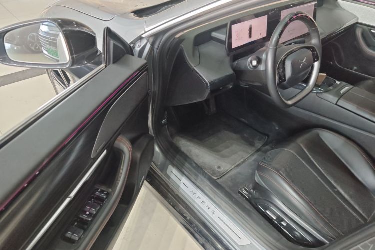 小鹏P7 2020款 562E性能版中控内饰7003