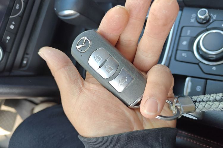 马自达3 昂克赛拉 2019款 云控版 三厢 1.5L 自动豪华型 国VI中控内饰11