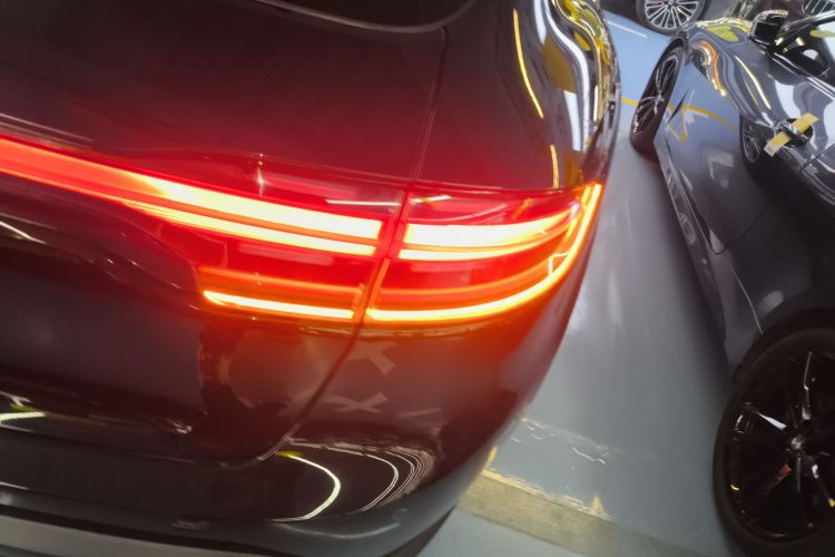 保时捷 2023款 Macan 2.0T车身外观6006