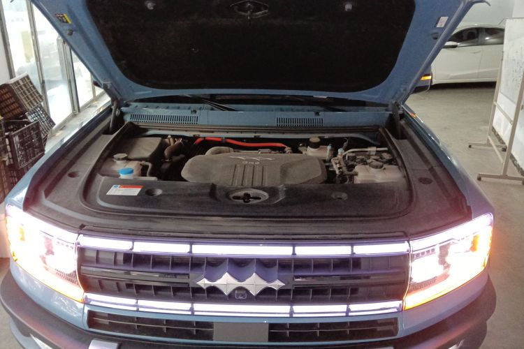 方程豹 豹5 2023款 领航版机舱底盘24