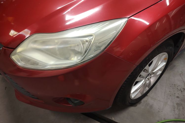 福特 福克斯 2012款 两厢 1.6L 自动舒适型局部细节36