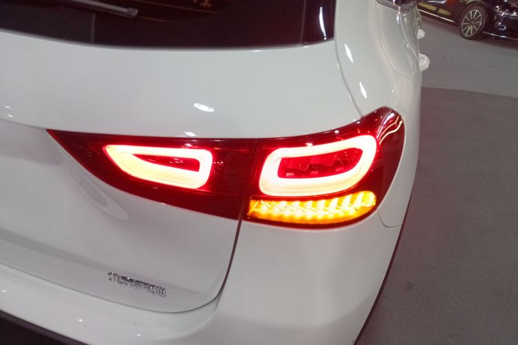 奔驰GLA 2023款 GLA 200车身外观6004