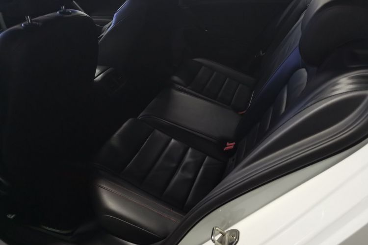 大众 高尔夫GTI 2016款 2.0TSI GTI中控内饰21