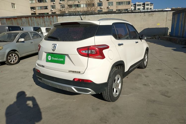 宝骏510 2017款 1.5L 自动时尚型车身外观7