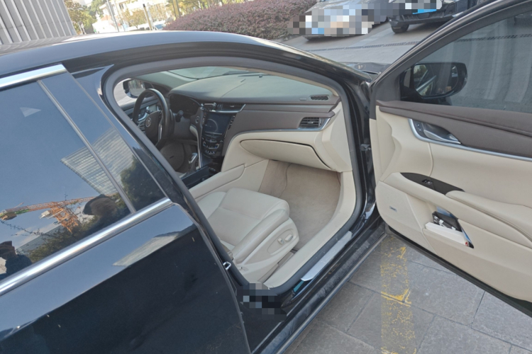 凯迪拉克XTS 2014款 28T 舒适型局部细节9005
