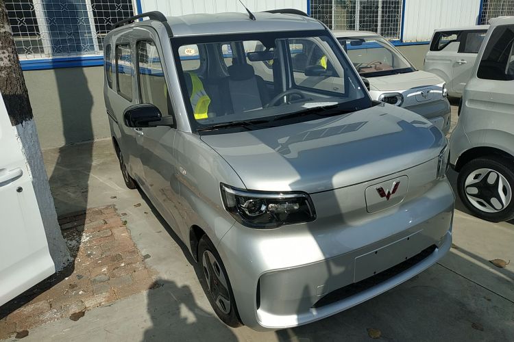 五菱汽车 五菱之光新能源 2025款 305km 进取型车身外观6002