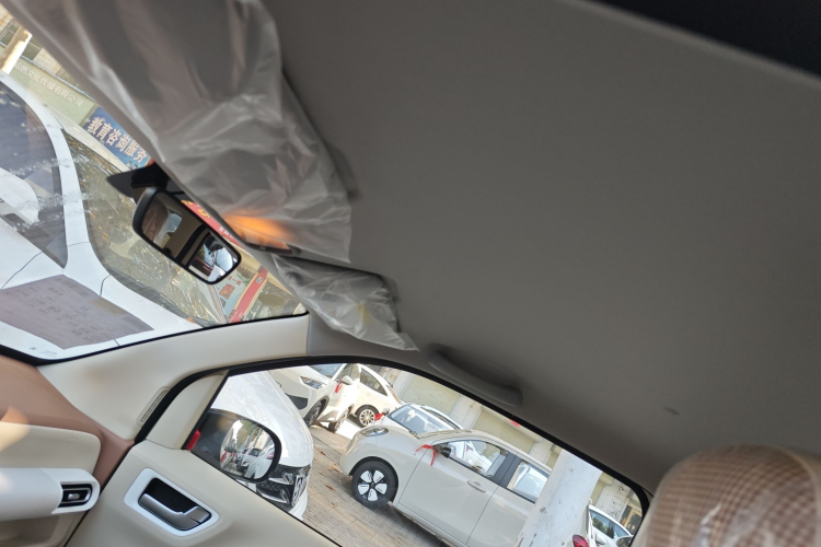 五菱汽车 宏光MINIEV 2024款 第三代 215km 青春版中控内饰22