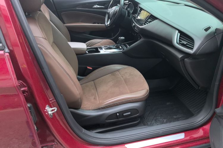 别克 君威 2017款 20T 豪华型局部细节41