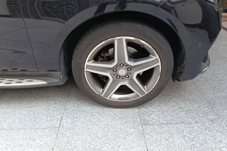 奔驰GLE 2015款 GLE 400 4MATIC车身外观6007