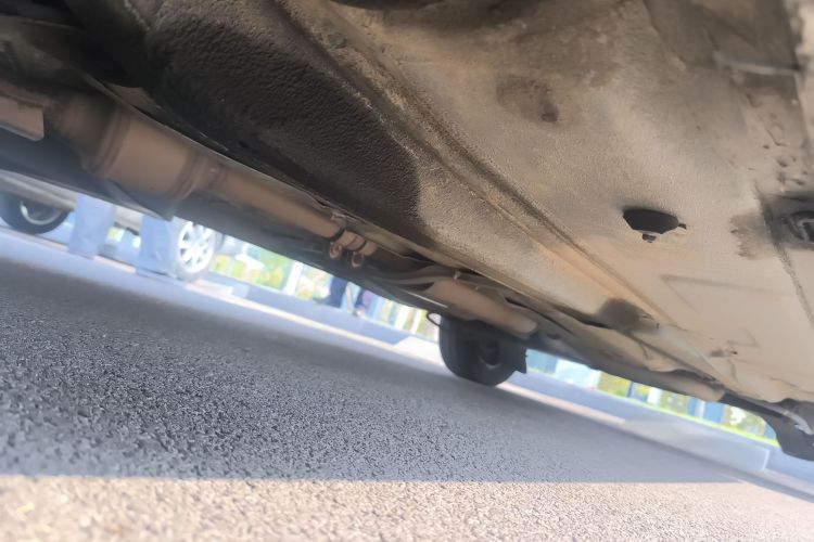 大众 桑塔纳 2015款 1.6L 手动风尚版局部细节9004