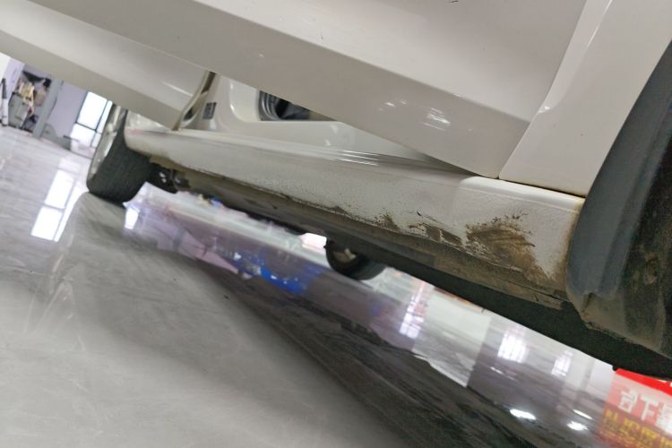 斯柯达 昕锐 2013款 1.6L 手动乐选型局部细节9001