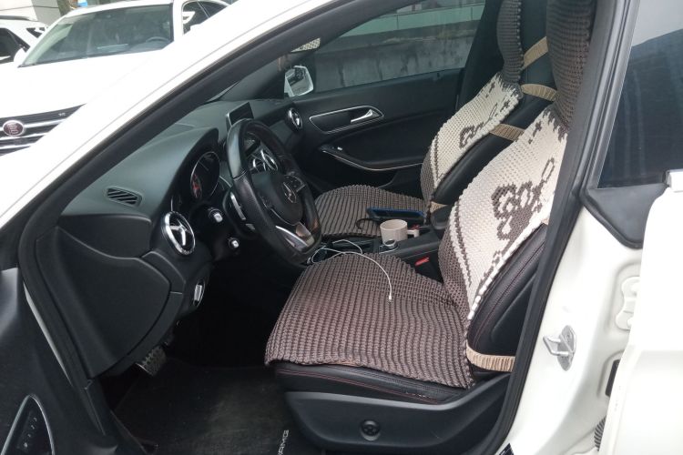 奔驰CLA 2015款 CLA 220 4MATIC中控内饰20